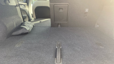 Volvo XC40 2.0 B4P Ultimate Dark 5dr Auto Petrol Estate